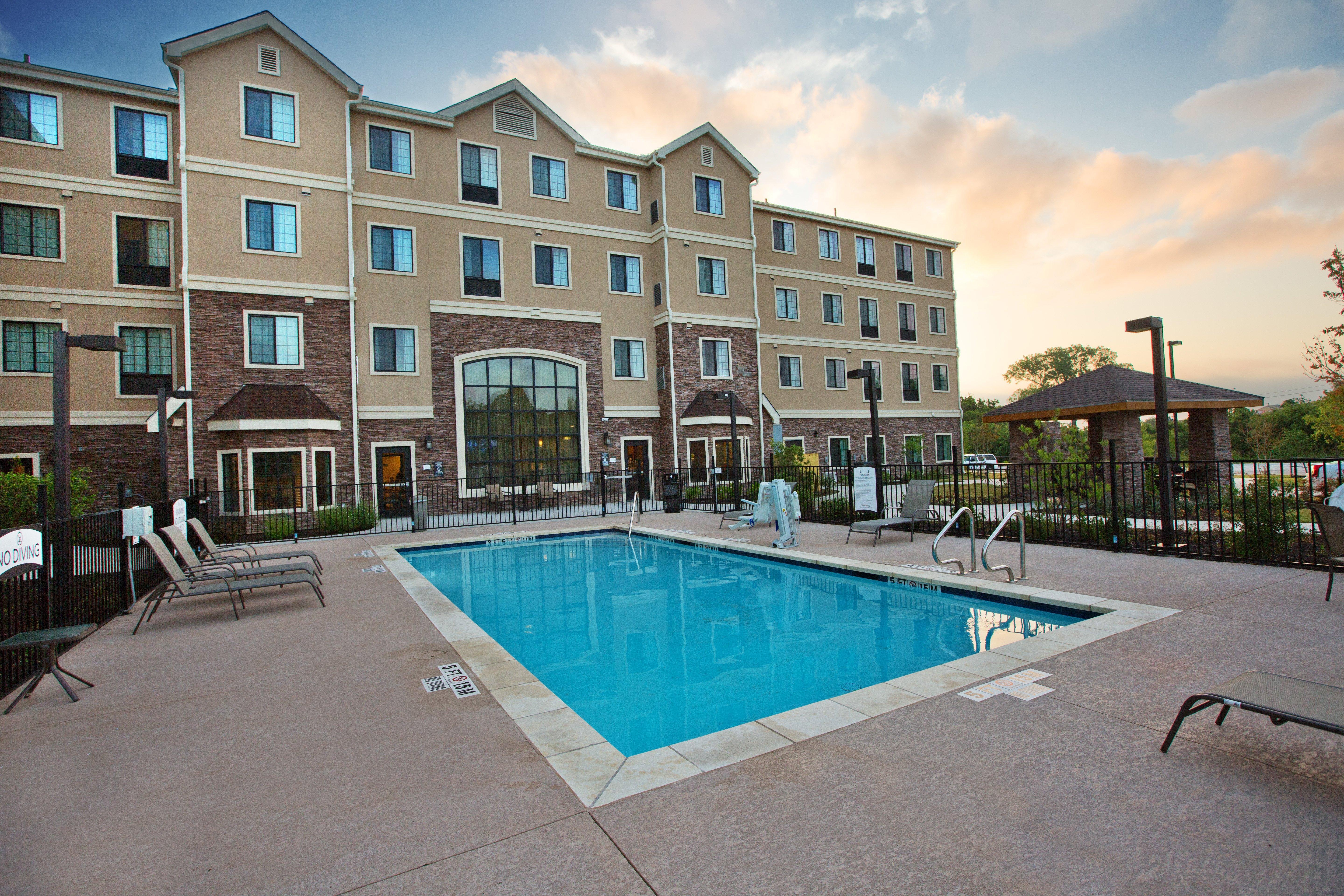 Staybridge Suites Austin South Interstate Hwy 35 By Ihg Buitenkant foto