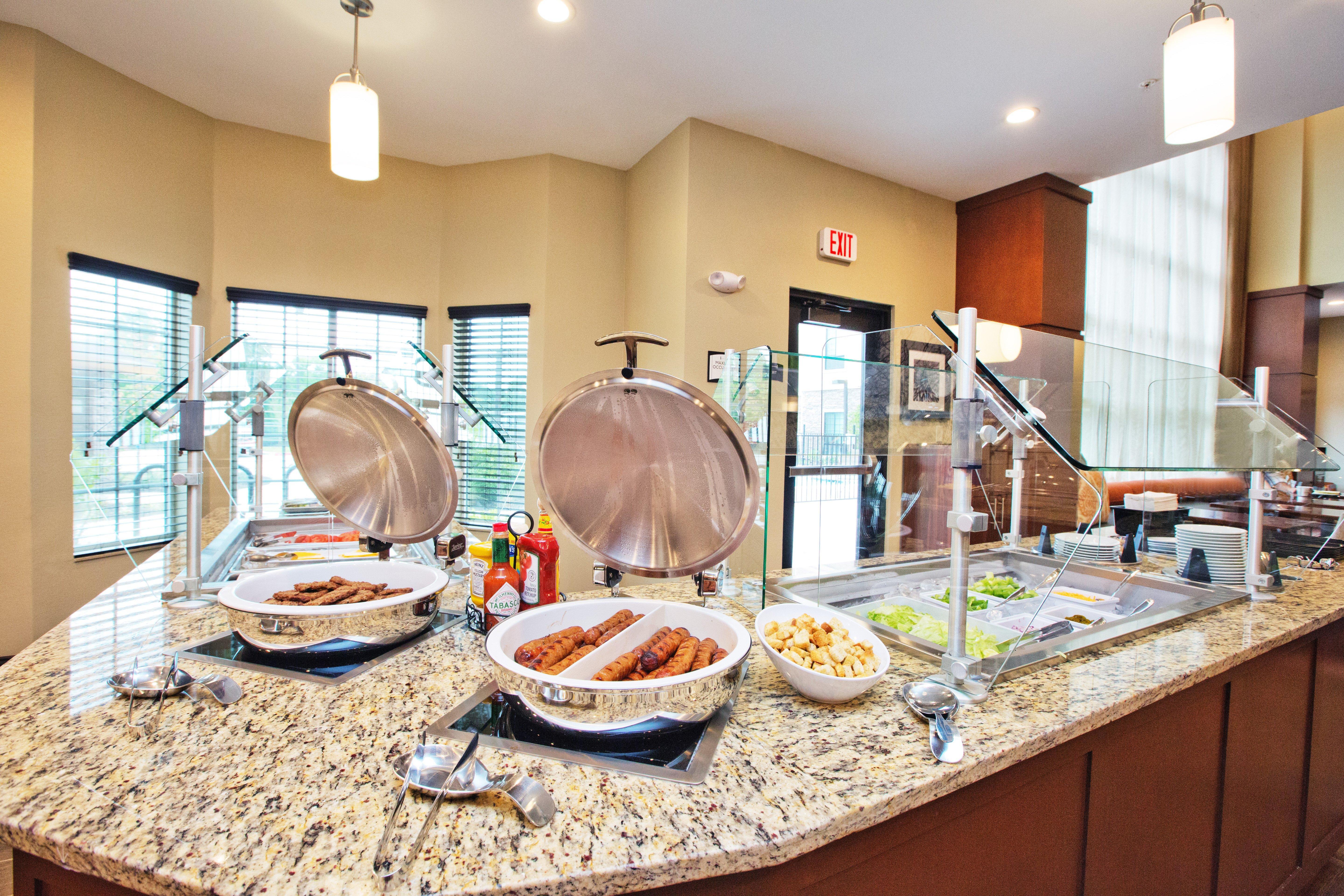 Staybridge Suites Austin South Interstate Hwy 35 By Ihg Buitenkant foto