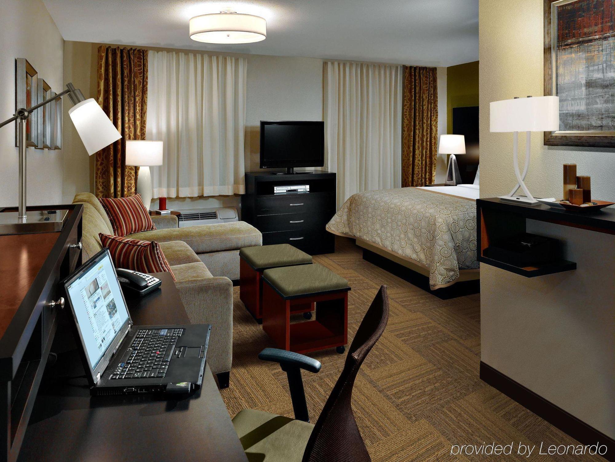 Staybridge Suites Austin South Interstate Hwy 35 By Ihg Buitenkant foto